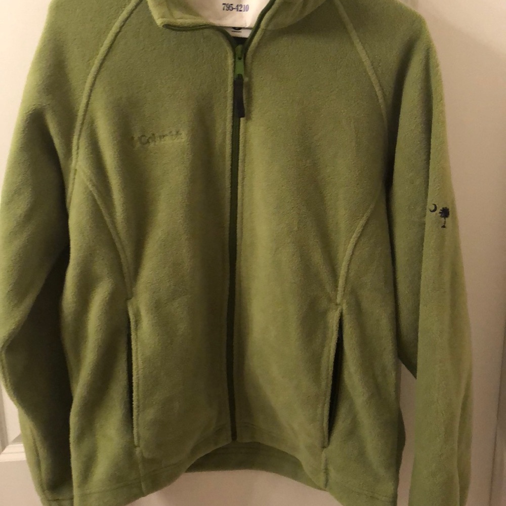 Size M green Columbia jacket